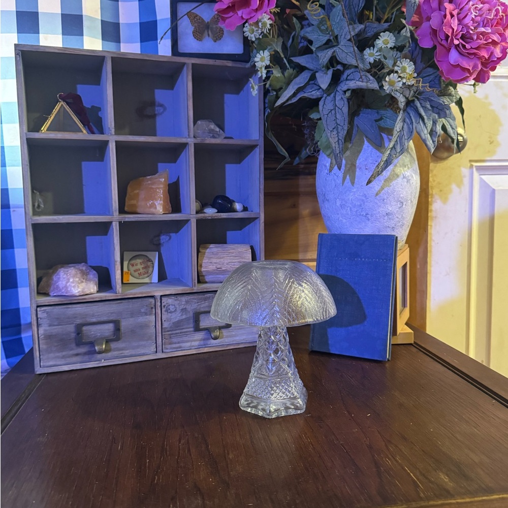 Elegant Glass Mushroom Decor
